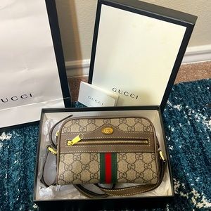 Ophidia Gucci Supreme mini bag